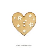Bouton coeur en bois fabrication française alsace au p'tit bonheur broderie patchwork
