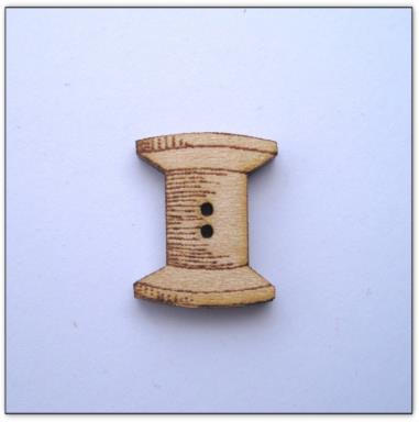 bouton bois Au p'tit Bonheur broderie patchwork point de croix