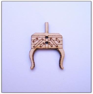 bouton bois Au p'tit Bonheur broderie patchwork point de croix