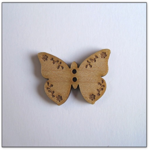 bouton bois Au p'tit Bonheur broderie patchwork point de croix