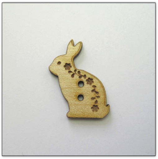 bouton bois Au p'tit Bonheur broderie patchwork point de croix