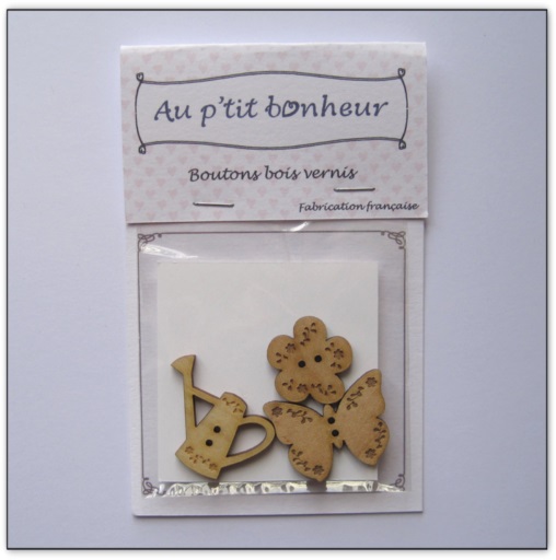 bouton bois Au p'tit Bonheur broderie patchwork point de croix